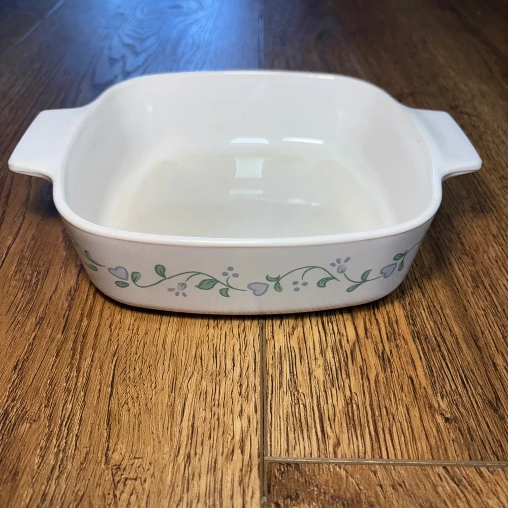 Corning Ware Country Cottage 1L Square Casserole Dish A-1-B White Hearts Vines